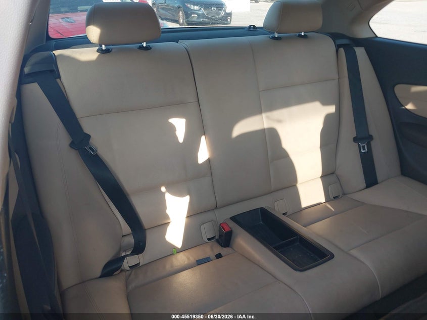 2012 BMW 1 series VIN WBAUP7C51CVP23082 IAAI salvage auction — NORMAL WEAR, Salvage (Florida), sold $550 on 2026-07-28 (photo 8)