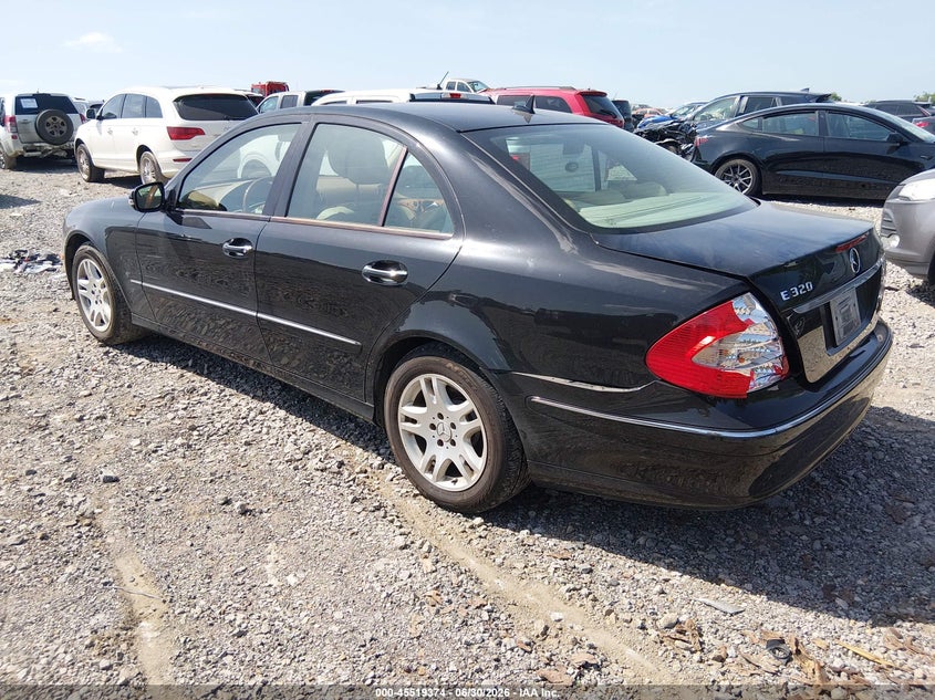 2007 Mercedes-benz E-class VIN WDBUF22X37B046859 IAAI salvage auction — REAR END, Salvage (Tennessee), sold $550 on 2026-07-30 (photo 3)