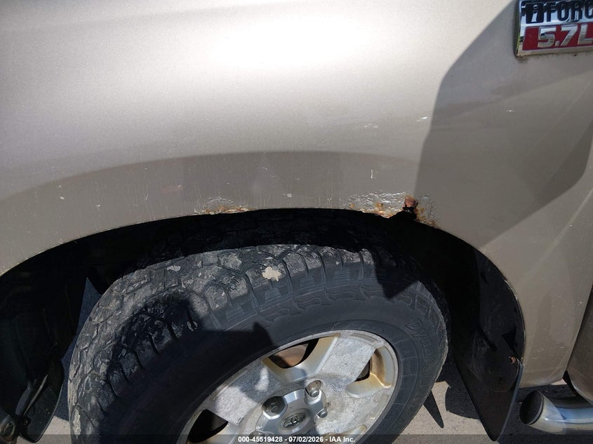 2008 Toyota Tundra VIN 5TFBV54138X066944 IAAI salvage auction — NORMAL WEAR, Original (New Hampshire), sold $2,250 on 2026-07-29 (photo 6)