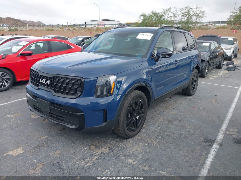 2024 Kia Telluride VIN 5XYP3DGC2RG506790 IAAI salvage auction — SIDE, Salvage (California), sold $525 on 2026-07-29 (photo 2)