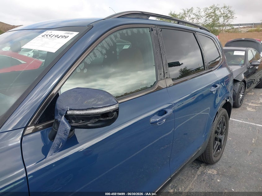 2024 Kia Telluride VIN 5XYP3DGC2RG506790 IAAI salvage auction — SIDE, Salvage (California), sold $525 on 2026-07-29 (photo 6)