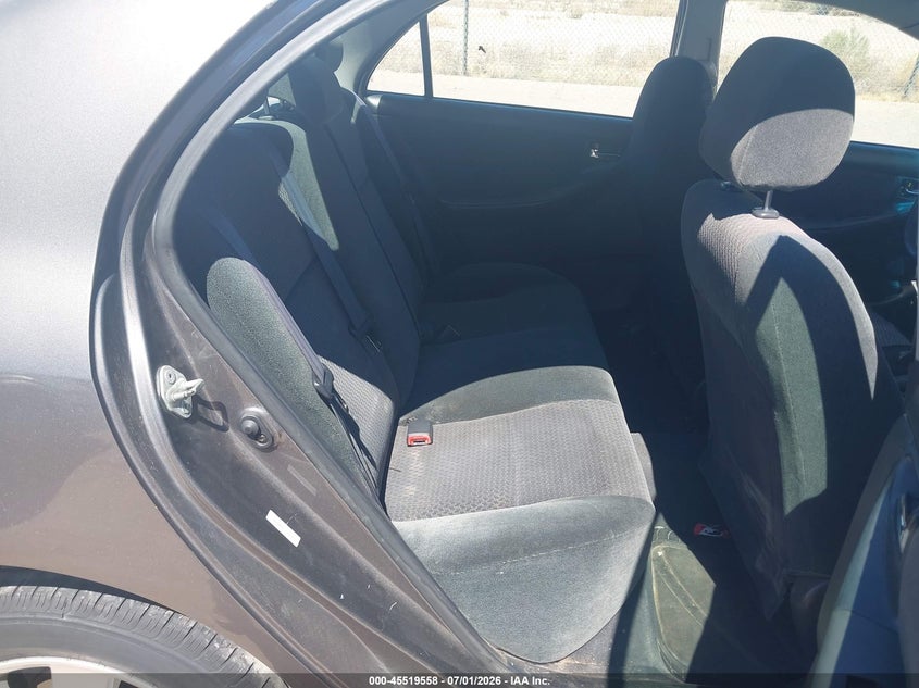 2005 Toyota Corolla VIN 1NXBR32E05Z484076 IAAI salvage auction — NORMAL WEAR, Clear-Dealer Only (Arizona), sold $1,250 on 2026-07-09 (photo 8)