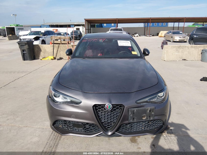 2020 Alfa romeo Giulia VIN ZARFAMAN6L7629871 IAAI salvage auction — WATER/FLOOD, Original (Texas), sold $7,100 on 2026-09-16 (photo 6)