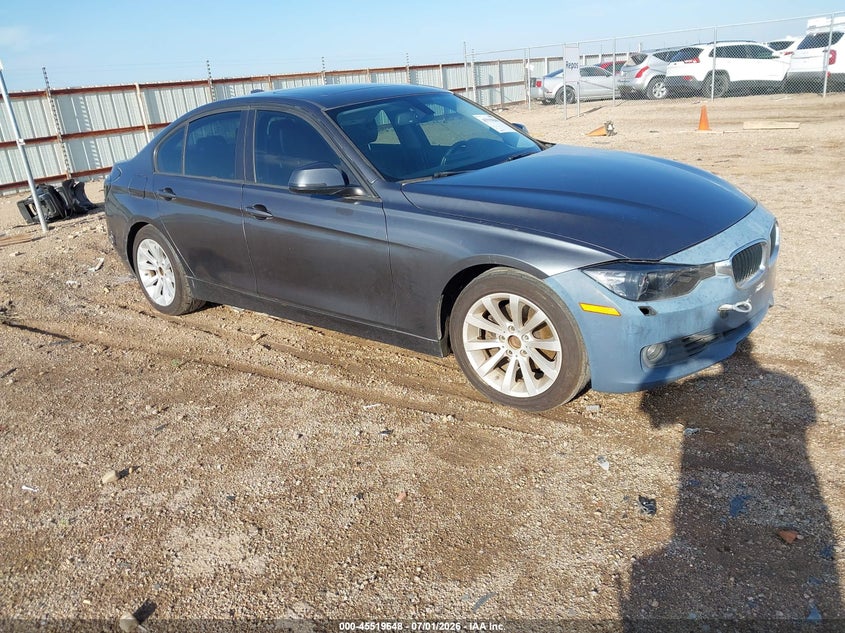 2014 BMW 3er VIN WBA3C1C57EK110280 IAAI salvage auction — NORMAL WEAR, Original (Texas), sold $700 on 2026-07-29 (photo 1)