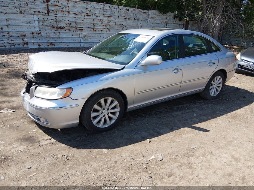 2009 Hyundai Azera VIN KMHFC46D79A380637 IAAI salvage auction — FRONT END, Clear (Massachusetts), sold $350 on 2026-07-22 (photo 2)