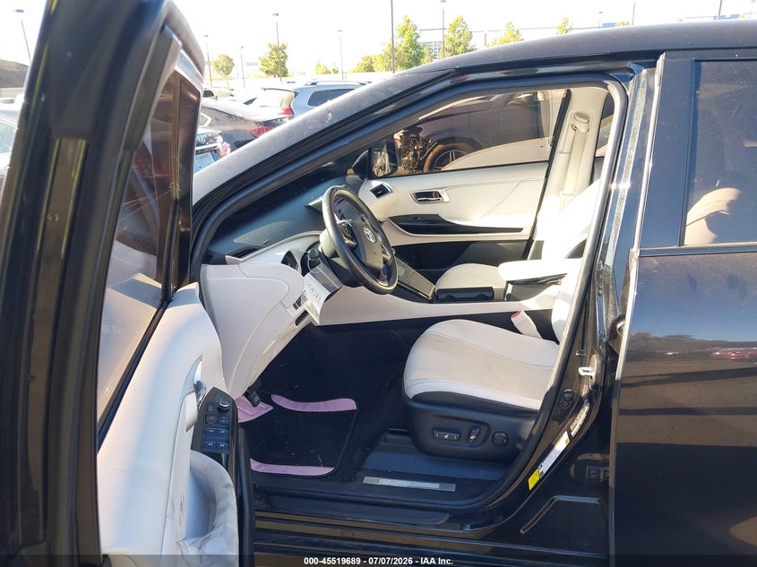 2019 Toyota Mirai VIN JTDBVRBDXKA007078 IAAI salvage auction — RIGHT FRONT, Salvage Title, sold $400 on 2026-07-31 (photo 5)