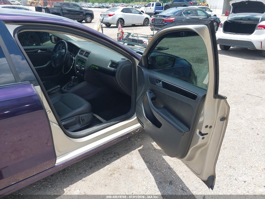 2013 Volkswagen Jetta VIN 3VWDX7AJ4DM295861 IAAI salvage auction — LEFT REAR, Salvage Title, sold $1,100 on 2026-08-02 (photo 5)