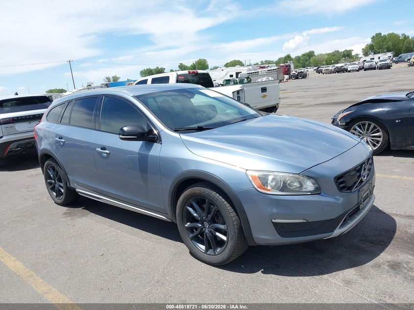 2018 Volvo V60 cross country VIN YV440MWK2J2056378 IAAI salvage auction — LEFT SIDE, Salvage Title, sold $2,500 on 2026-07-23 (photo 1)
