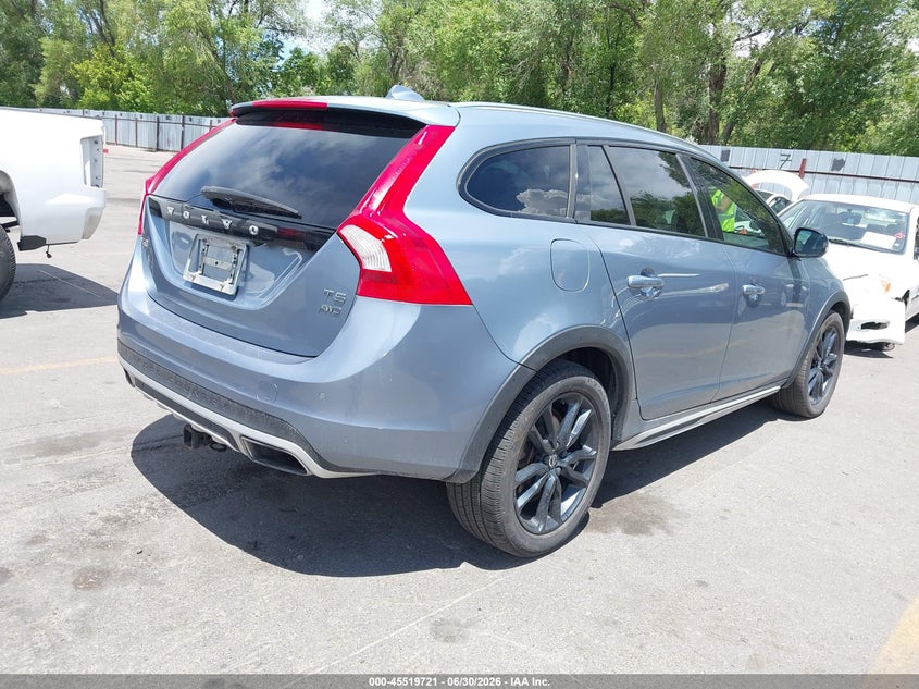 2018 Volvo V60 cross country VIN YV440MWK2J2056378 IAAI salvage auction — LEFT SIDE, Salvage Title, sold $2,500 on 2026-07-23 (photo 4)