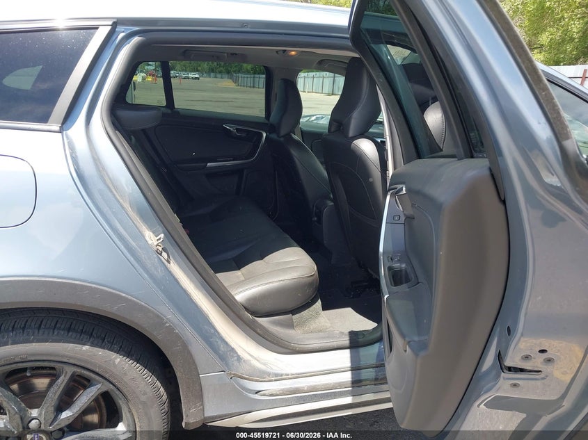 2018 Volvo V60 cross country VIN YV440MWK2J2056378 IAAI salvage auction — LEFT SIDE, Salvage Title, sold $2,500 on 2026-07-23 (photo 8)