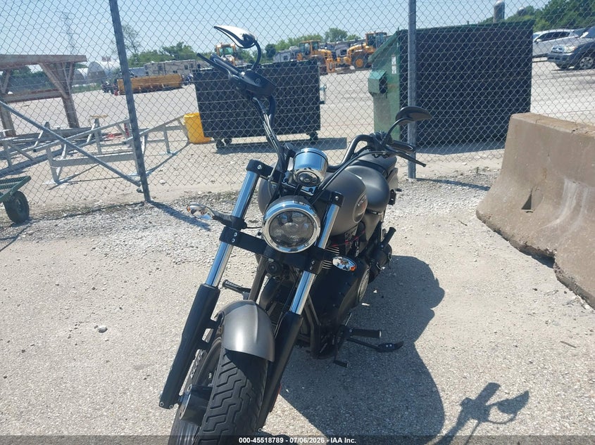 2015 Victory Gunner VIN 5VPLB36N1F3030631 IAAI salvage auction — RIGHT SIDE, Clear (Wisconsin), sold $1,750 on 2026-07-15 (photo 5)