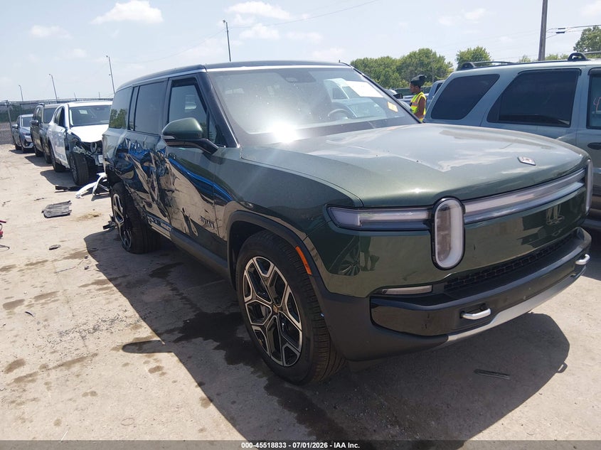 2026 Rivian R1s VIN 7PDSGCBA0TN093744 IAAI salvage auction — RIGHT SIDE, Salvage (Ohio), sold $30,250 on 2026-07-23 (photo 1)