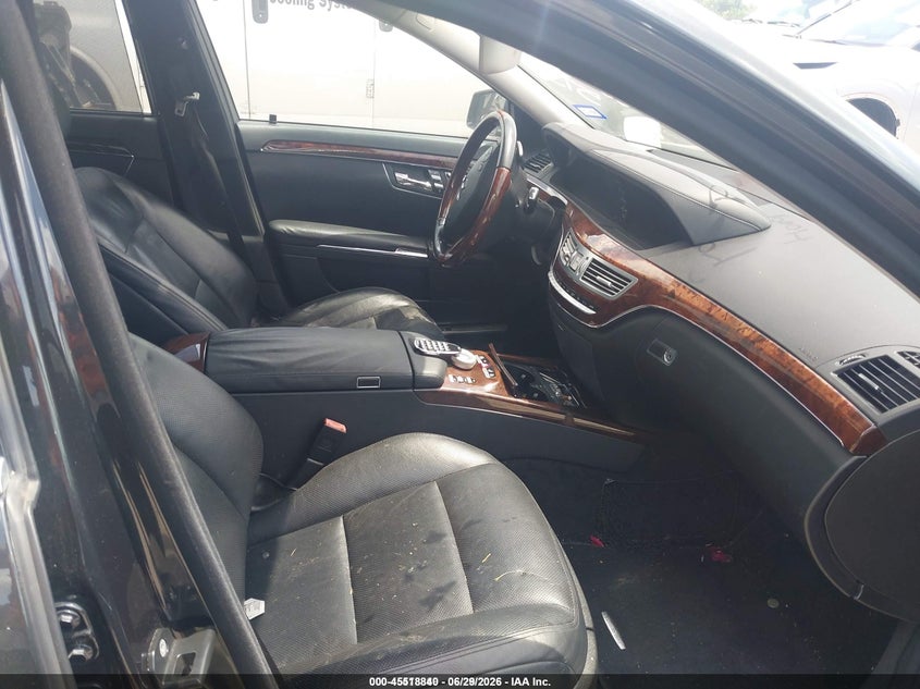 2013 Mercedes-benz S-klasse VIN WDDNG7DB1DA495756 IAAI salvage auction — FRONT END, Salvage Title, sold $1,200 on 2026-08-19 (photo 5)