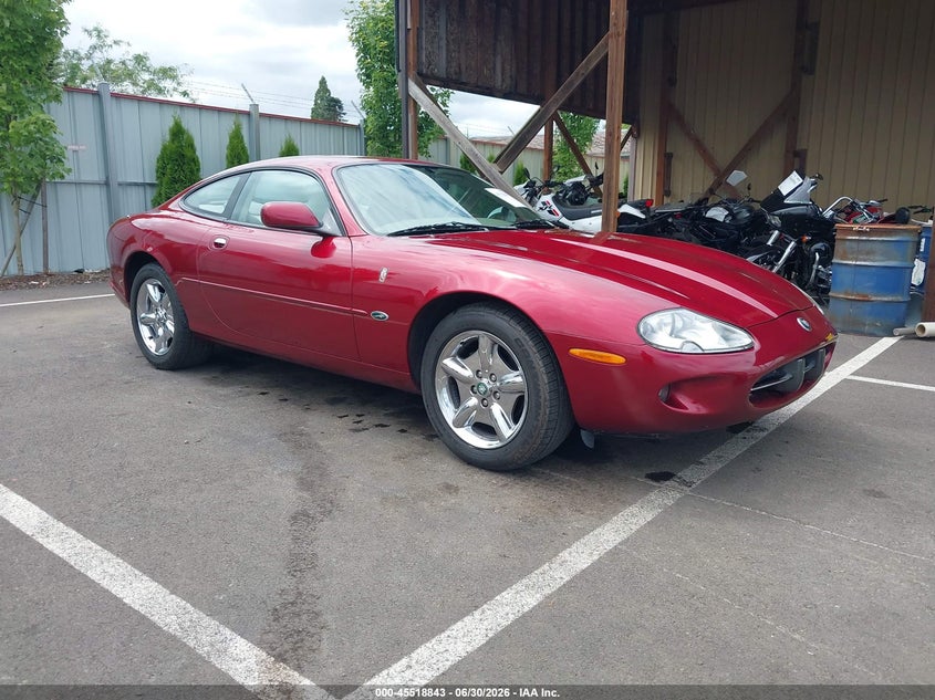 1998 Jaguar Xk series VIN SAJGX5240WC020779 IAAI salvage auction — REAR END, Clear (Oregon), sold $2,000 on 2026-07-07 (photo 1)