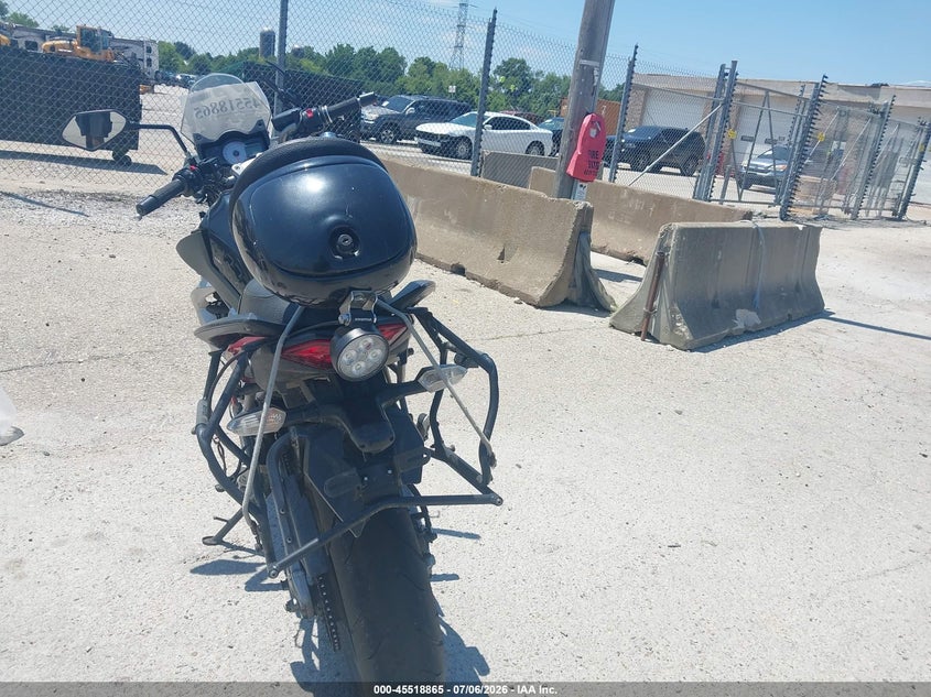 2011 Kawasaki Le650 VIN JKALEEC10BDA02906 IAAI salvage auction — THEFT, Junk Bill Of Sale Mv2459 (Wisconsin), sold $25 on 2026-07-28 (photo 6)