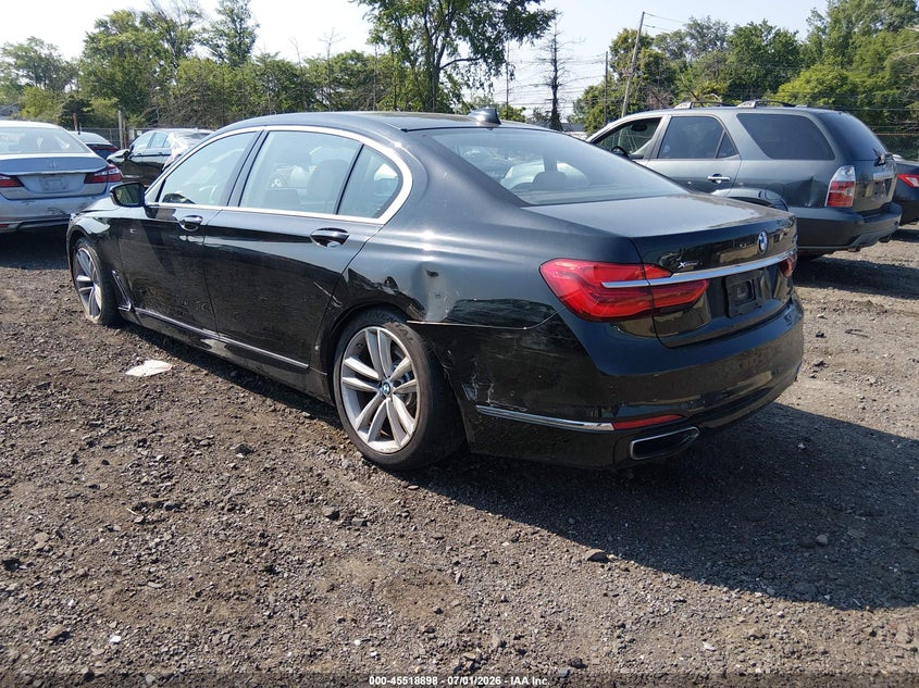 2016 BMW 7er VIN WBA7F2C58GG421060 IAAI salvage auction — FRONT END, Wait Title, sold $5,100 on 2026-08-06 (photo 3)