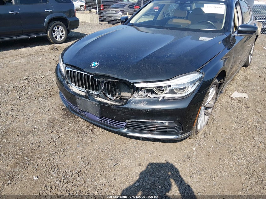2016 BMW 7er VIN WBA7F2C58GG421060 IAAI salvage auction — FRONT END, Wait Title, sold $5,100 on 2026-08-06 (photo 6)