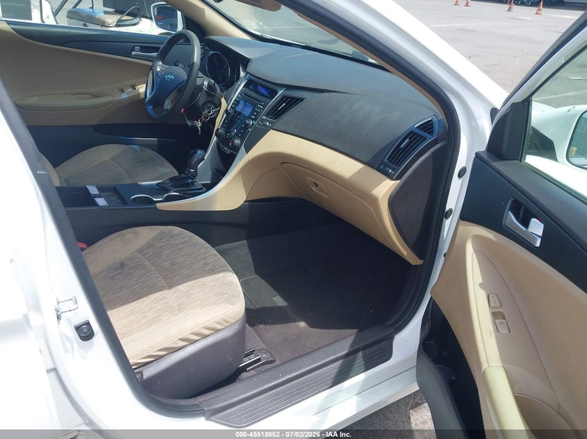 2012 Hyundai Sonata VIN 5NPEB4ACXCH495332 IAAI salvage auction — FRONT END, Salvage Title, sold $600 on 2026-07-22 (photo 5)
