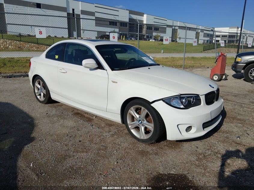 2012 BMW 1er VIN WBAUP9C57CVL91144 IAAI salvage auction — NORMAL WEAR, Original (Texas), sold $400 on 2026-07-28 (photo 1)