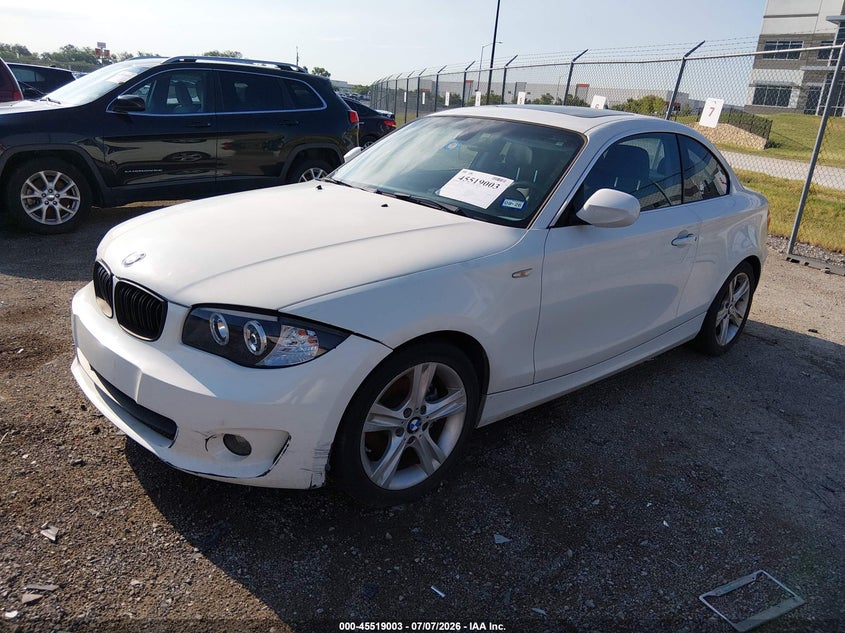 2012 BMW 1er VIN WBAUP9C57CVL91144 IAAI salvage auction — NORMAL WEAR, Original (Texas), sold $400 on 2026-07-28 (photo 2)