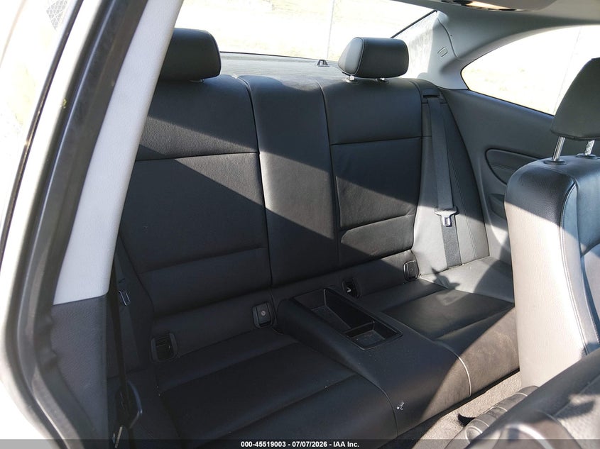 2012 BMW 1er VIN WBAUP9C57CVL91144 IAAI salvage auction — NORMAL WEAR, Original (Texas), sold $400 on 2026-07-28 (photo 8)