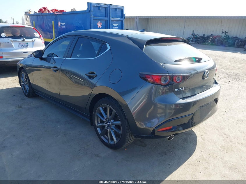 2019 Mazda 3 VIN JM1BPAMM0K1138884 IAAI salvage auction — RIGHT FRONT, Salvage Title, sold $5,100 on 2026-08-01 (photo 3)