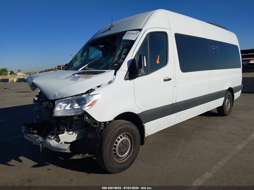 2026 Mercedes-benz Sprinter VIN W1Z4KGHY2TT611351 IAAI salvage auction — ENGINE DAMAGE, Enterprise Vehicles Clear Only (California), sold $14,200 on 2026-07-30 (photo 2)