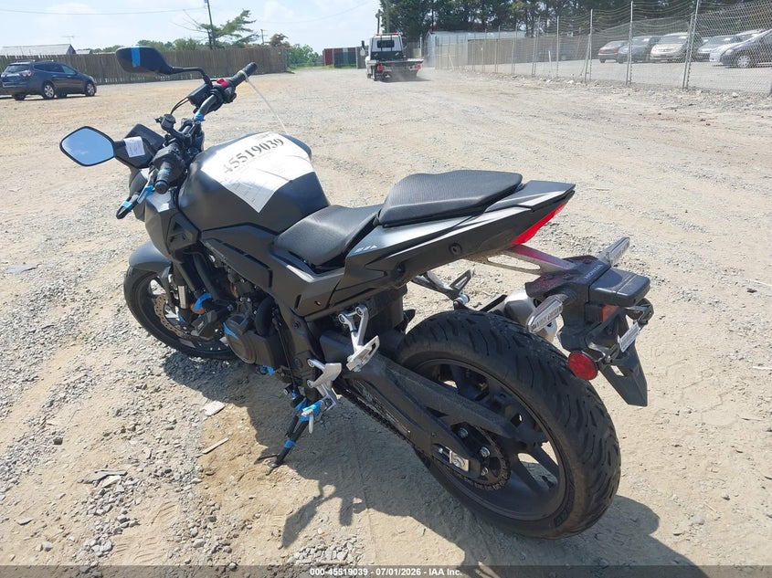 2025 Honda Cb VIN MLHPC7159S5100948 IAAI salvage auction — ALL OVER, Salvage Title, sold $1,600 on 2026-07-22 (photo 3)