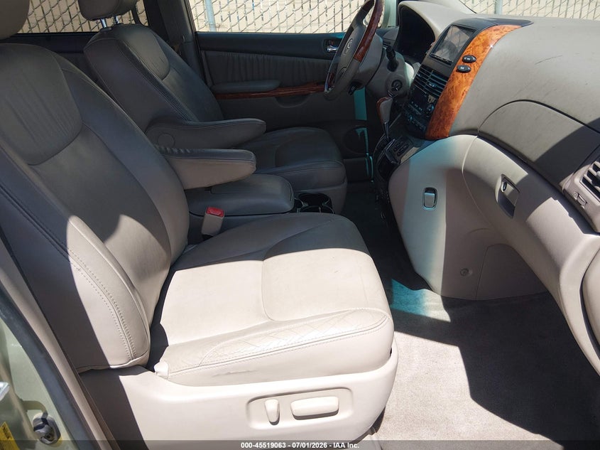 2009 Toyota Sienna VIN 5TDBK22C59S025301 IAAI salvage auction — NORMAL WEAR, Regular (Nevada), sold $425 on 2026-07-17 (photo 5)