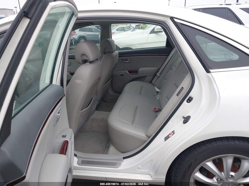 2007 Hyundai Azera VIN KMHFC46F07A184991 IAAI salvage auction — REAR END, Salvage Certificate (California), sold $1,650 on 2026-08-02 (photo 8)