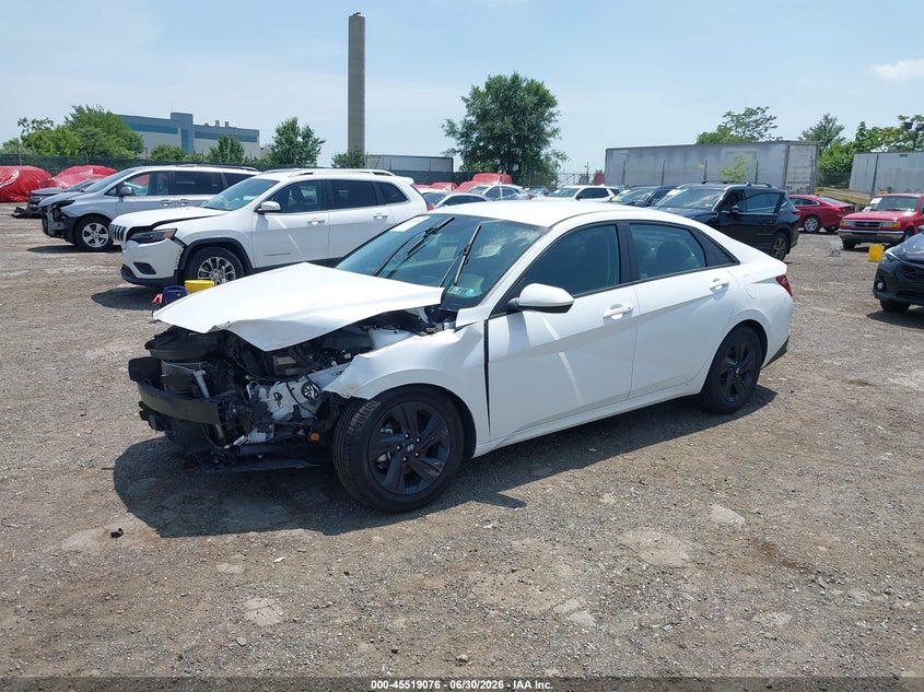 2022 Hyundai Elantra VIN 5NPLS4AG0NH077939 IAAI salvage auction — FRONT END, Salvage Title, sold $3,500 on 2026-08-21 (photo 2)