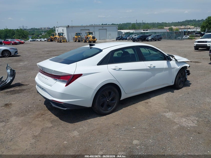 2022 Hyundai Elantra VIN 5NPLS4AG0NH077939 IAAI salvage auction — FRONT END, Salvage Title, sold $3,500 on 2026-08-21 (photo 4)