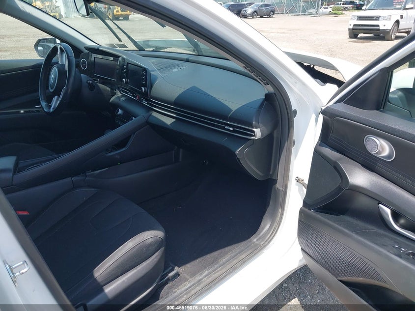 2022 Hyundai Elantra VIN 5NPLS4AG0NH077939 IAAI salvage auction — FRONT END, Salvage Title, sold $3,500 on 2026-08-21 (photo 5)