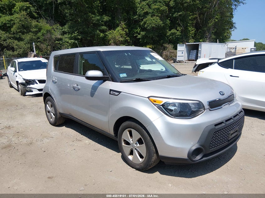 2016 Kia Soul VIN KNDJN2A2XG7873712 IAAI salvage auction — LEFT FRONT, Clear (Massachusetts), sold $1,550 on 2026-07-16 (photo 1)