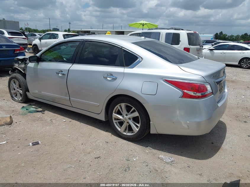 2014 Nissan Altima VIN 1N4AL3AP1EN221339 IAAI salvage auction — FRONT END, Salvage Title, sold $300 on 2026-08-22 (photo 3)