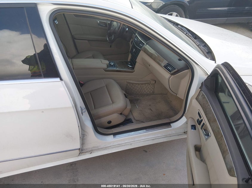 2011 Mercedes-benz E-class VIN WDDHF2EB3BA347106 IAAI salvage auction — NORMAL WEAR, Original (Texas), sold $1,950 on 2026-07-21 (photo 5)