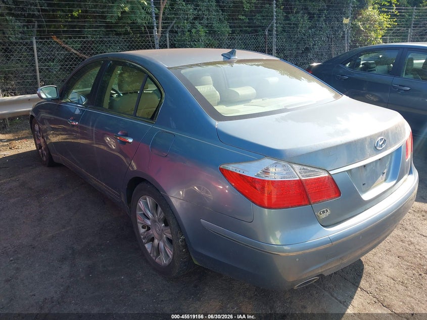 2009 Hyundai Genesis VIN KMHGC46E59U024456 IAAI salvage auction — NORMAL WEAR, Clear (North Carolina), sold $375 on 2026-07-16 (photo 3)