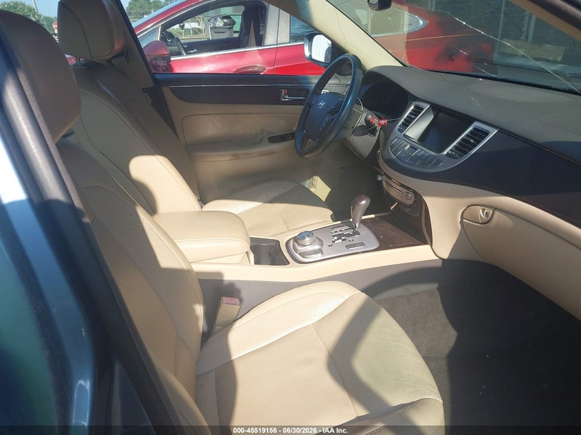 2009 Hyundai Genesis VIN KMHGC46E59U024456 IAAI salvage auction — NORMAL WEAR, Clear (North Carolina), sold $375 on 2026-07-16 (photo 5)