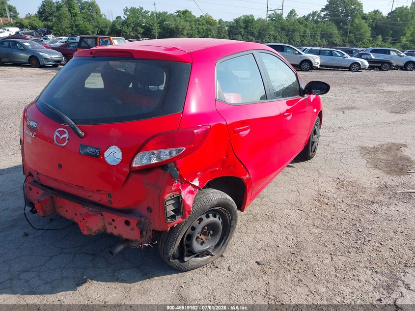 2011 Mazda 2 VIN JM1DE1HZ8B0114553 IAAI salvage auction — RIGHT REAR, Salvage (Pennsylvania), sold $425 on 2026-07-31 (photo 4)