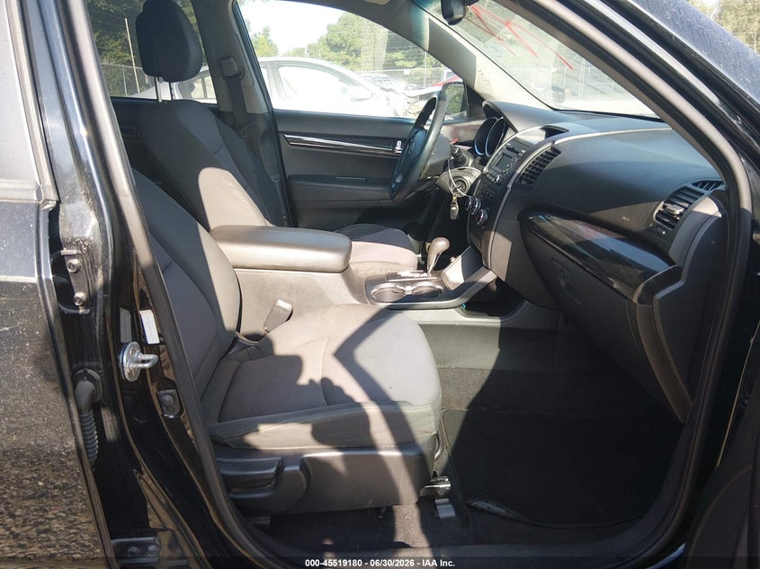2013 Kia Sorento VIN 5XYKT3A18DG406178 IAAI salvage auction — UNKNOWN, Salvage (Texas), sold $400 on 2026-07-13 (photo 5)