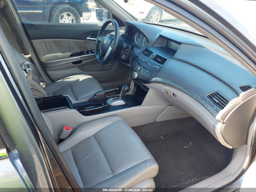 2008 Honda Accord VIN JHMCP26838C061272 IAAI salvage auction — FRONT END, Nrc Lienholder Repossession Paperwork (Louisiana), sold $225 on 2026-07-21 (photo 5)