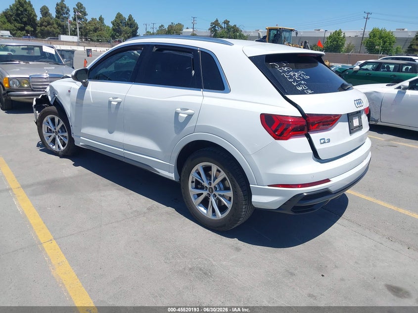 2022 Audi Q3 VIN WA1DECF30N1149252 IAAI salvage auction — ROLLOVER, Salvage Title, sold $25 on 2026-07-29 (photo 3)