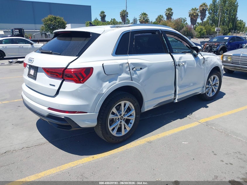 2022 Audi Q3 VIN WA1DECF30N1149252 IAAI salvage auction — ROLLOVER, Salvage Title, sold $25 on 2026-07-29 (photo 4)