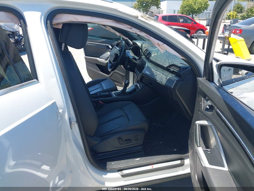 2022 Audi Q3 VIN WA1DECF30N1149252 IAAI salvage auction — ROLLOVER, Salvage Title, sold $25 on 2026-07-29 (photo 5)