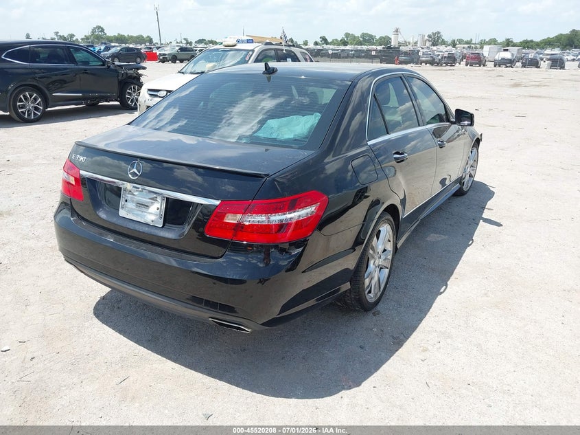 2013 Mercedes-benz E-klasse VIN WDDHF5KB2DA749496 IAAI salvage auction — RIGHT FRONT, Salvage Title, sold $1,550 on 2026-08-02 (photo 4)