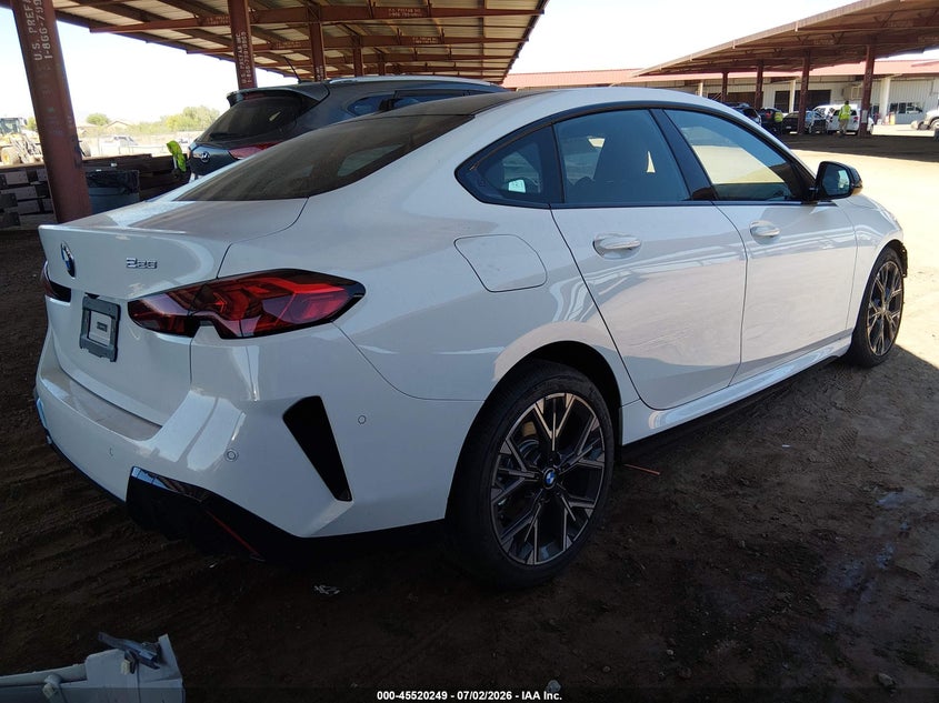 2026 BMW 2er VIN WBA83GG09T7U10720 IAAI salvage auction — FRONT END, Clear (Florida), sold $17,575 on 2026-07-14 (photo 4)