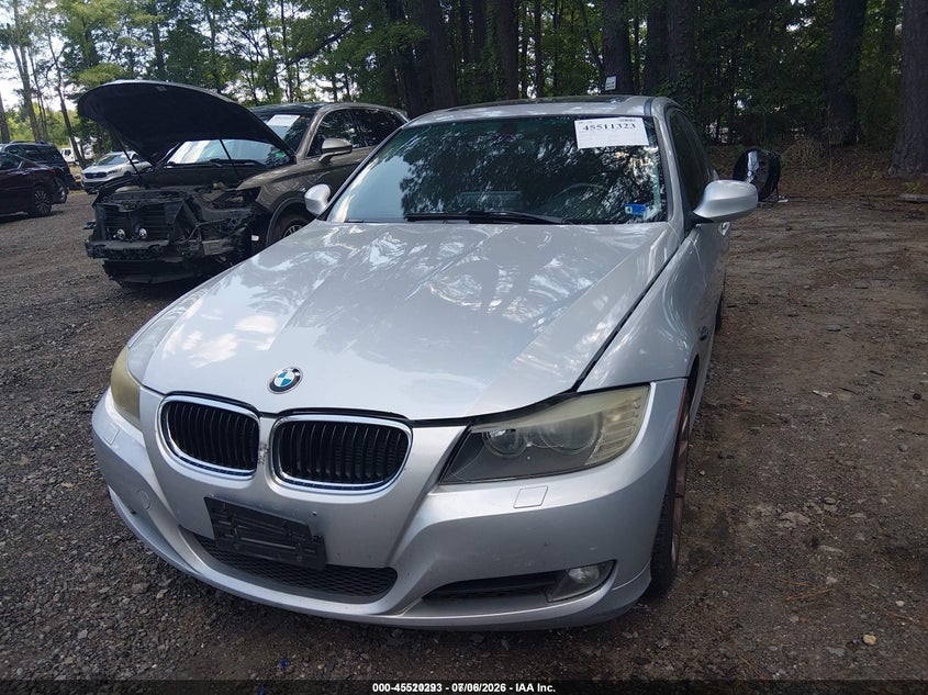 2011 BMW 3 series VIN WBAPK5C52BF124233 IAAI salvage auction — NORMAL WEAR, Clear (Virginia), sold $300 on 2026-07-28 (photo 6)