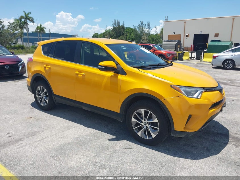 2018 Toyota Rav 4 VIN JTMRJREV6JD249362 IAAI salvage auction — NORMAL WEAR, Clear (New York), sold $6,500 on 2026-07-26 (photo 1)