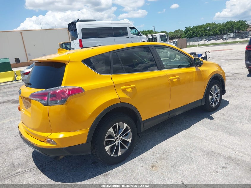 2018 Toyota Rav 4 VIN JTMRJREV6JD249362 IAAI salvage auction — NORMAL WEAR, Clear (New York), sold $6,500 on 2026-07-26 (photo 4)