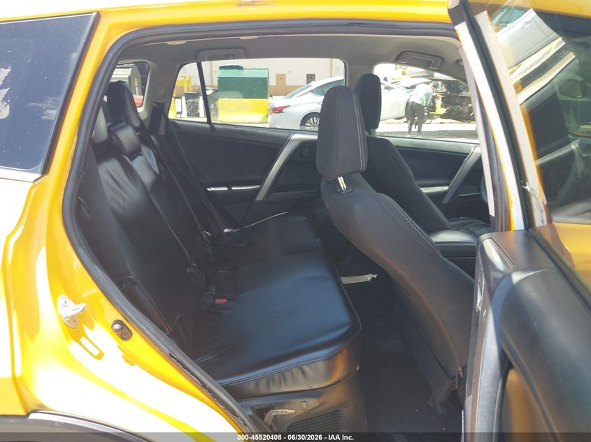 2018 Toyota Rav 4 VIN JTMRJREV6JD249362 IAAI salvage auction — NORMAL WEAR, Clear (New York), sold $6,500 on 2026-07-26 (photo 8)